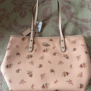 NWT Coach Purse
